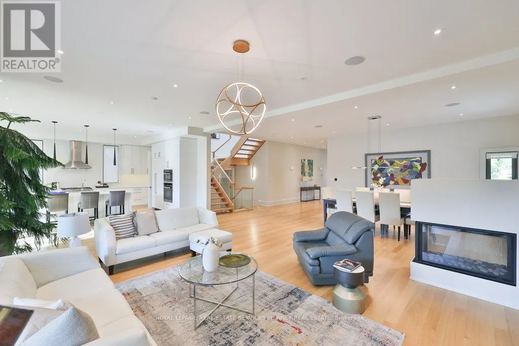 1456 APPLEWOOD ROAD