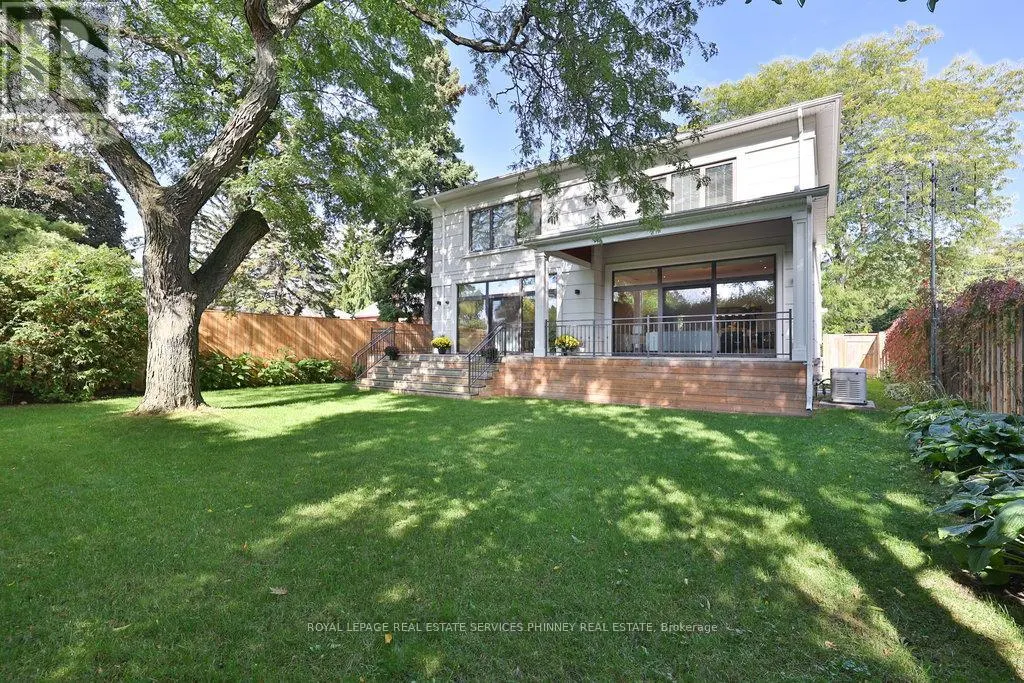 1456 APPLEWOOD ROAD