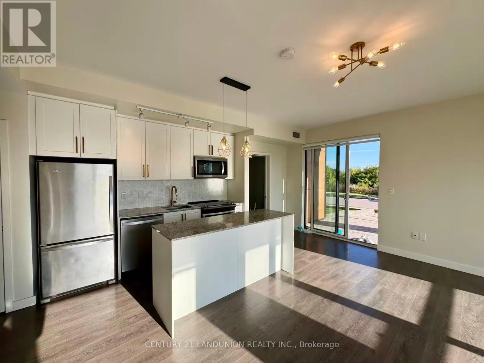 115 - 210 SABINA DRIVE