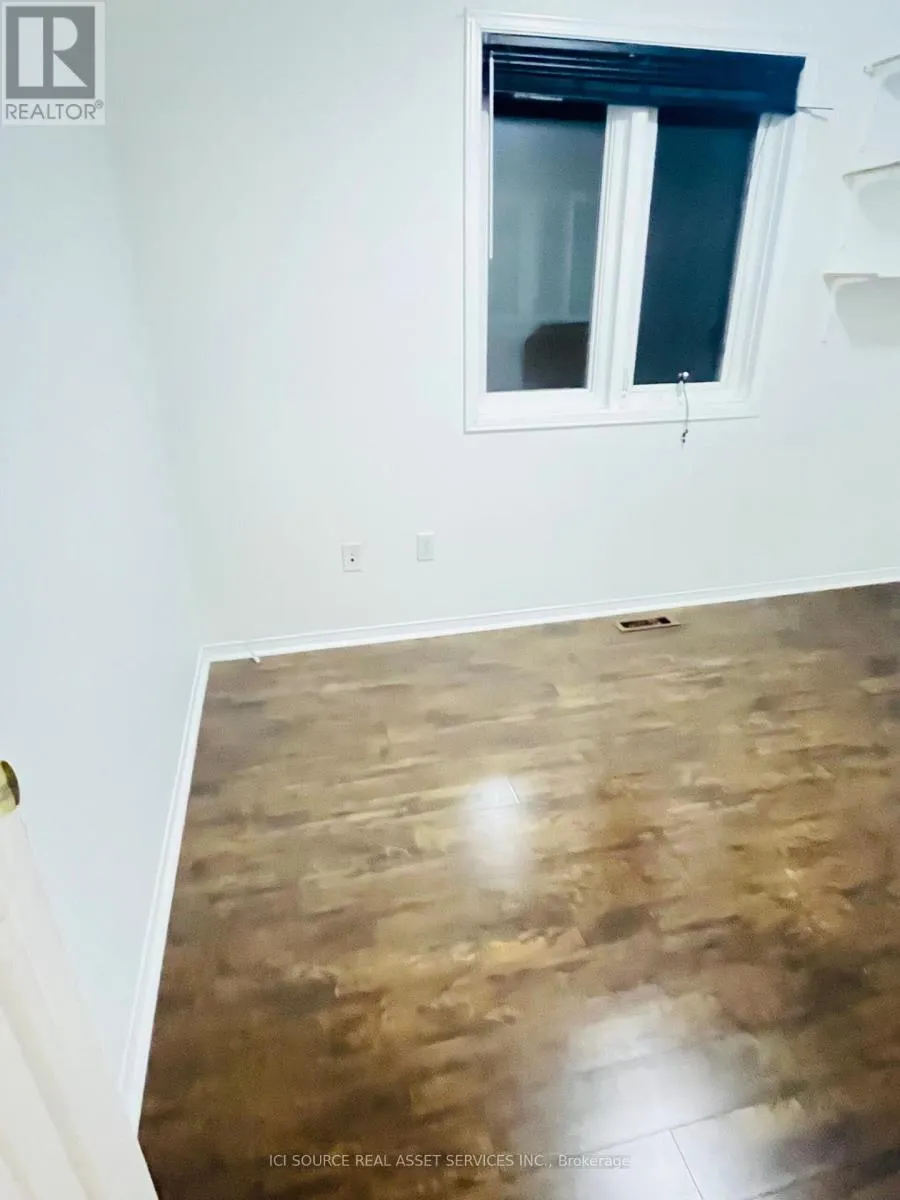 UPPER - 40 TREASURE DRIVE