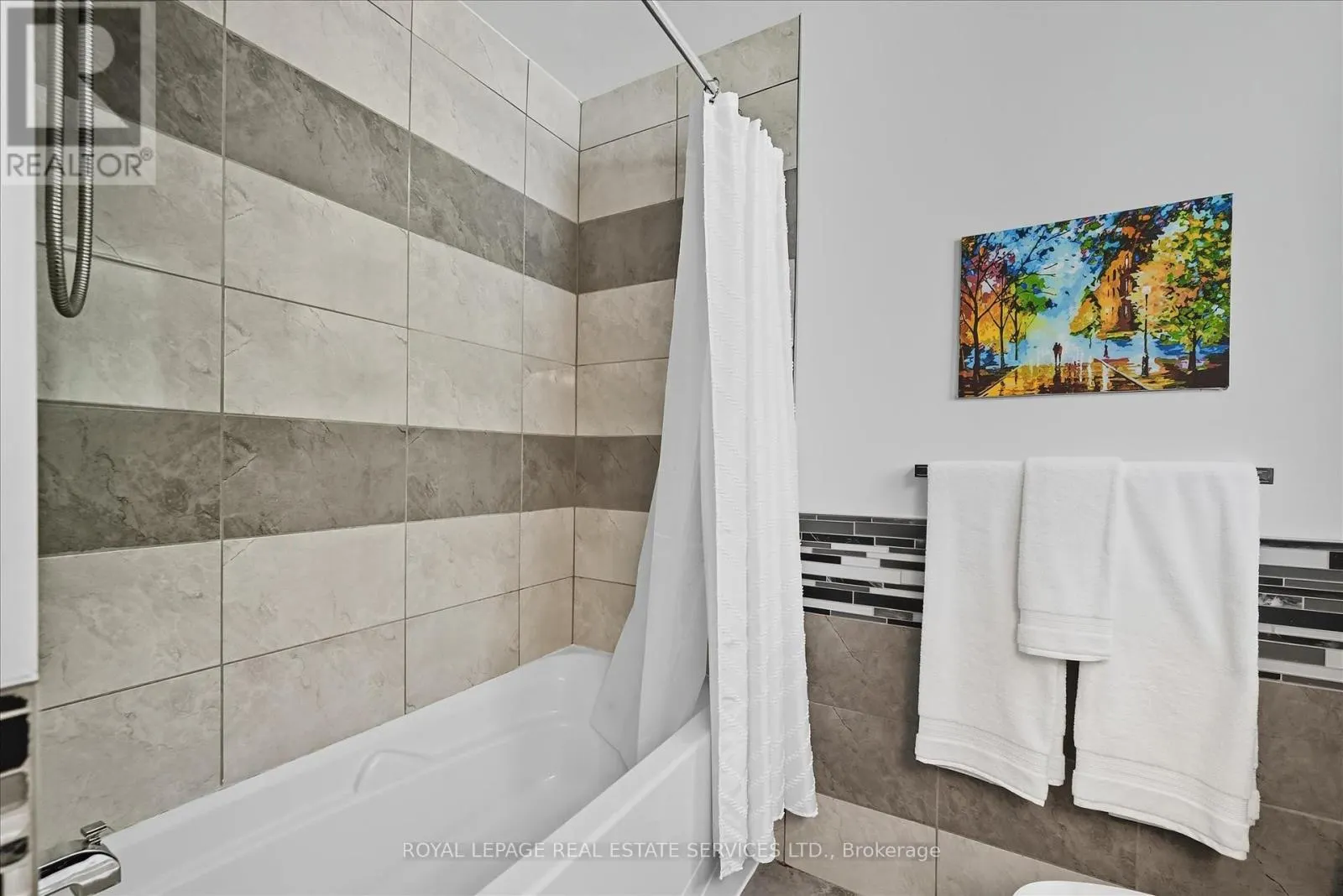 3 - 2377 INDUSTRIAL STREET