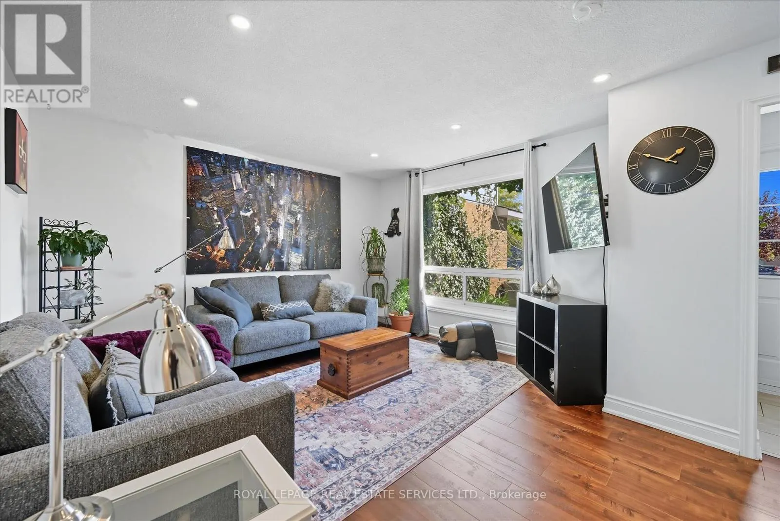 3 - 2377 INDUSTRIAL STREET