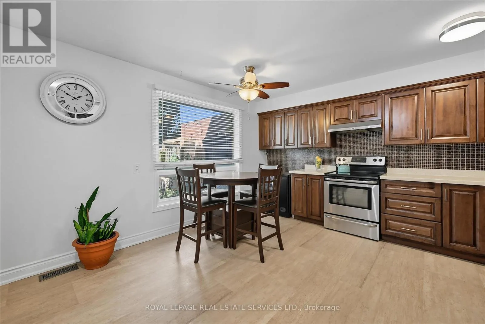 3 - 2377 INDUSTRIAL STREET