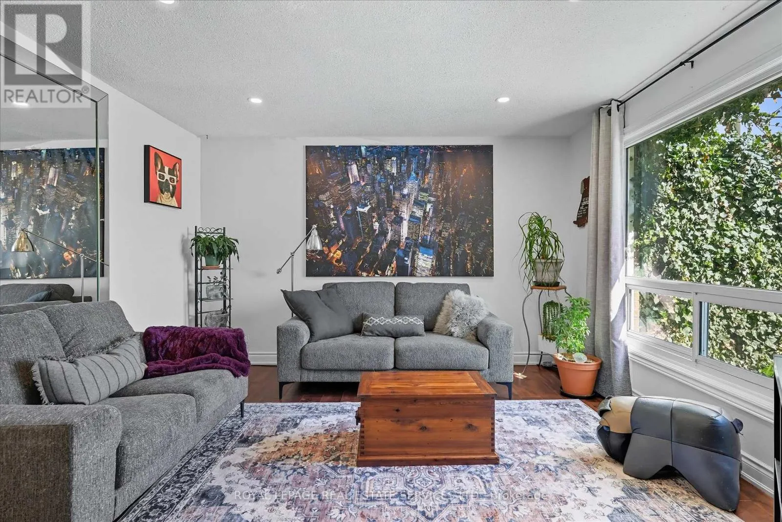3 - 2377 INDUSTRIAL STREET