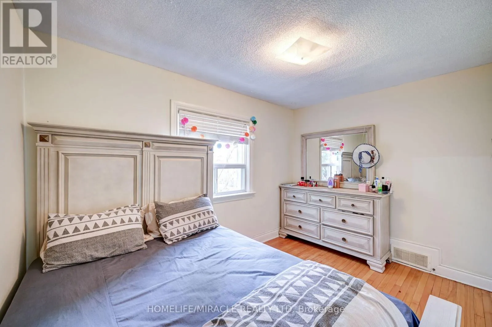 1235 OLD RIVER ROAD