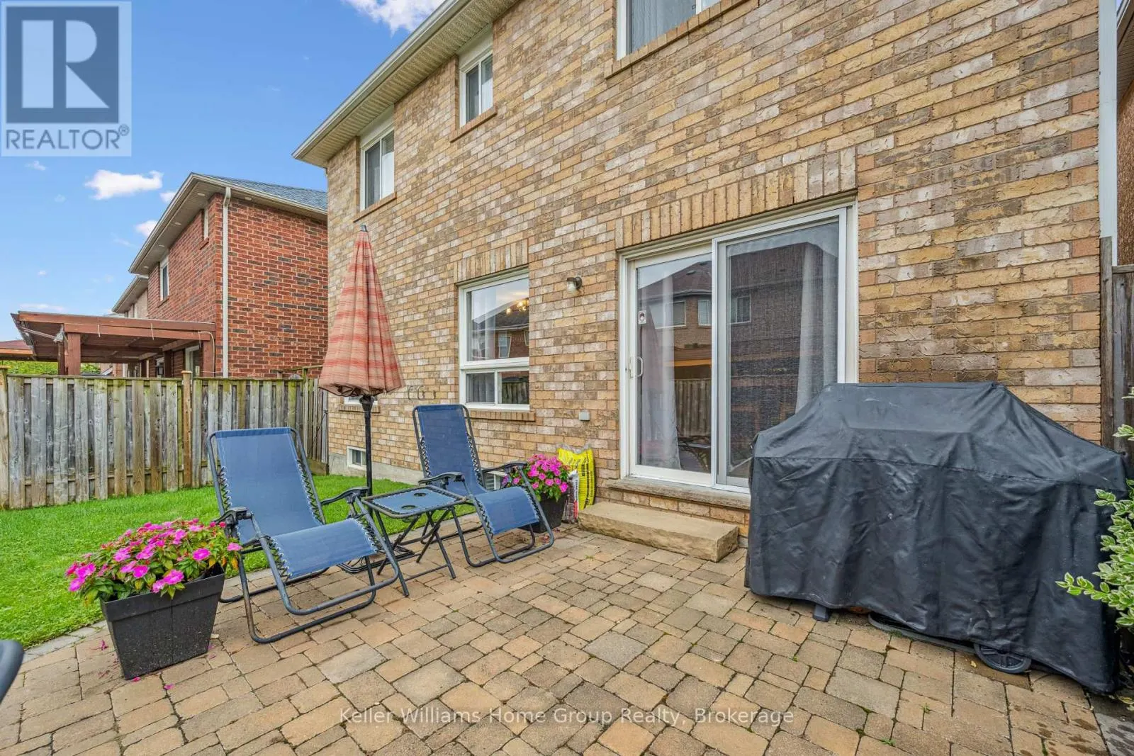 17 FLORETTE PLACE