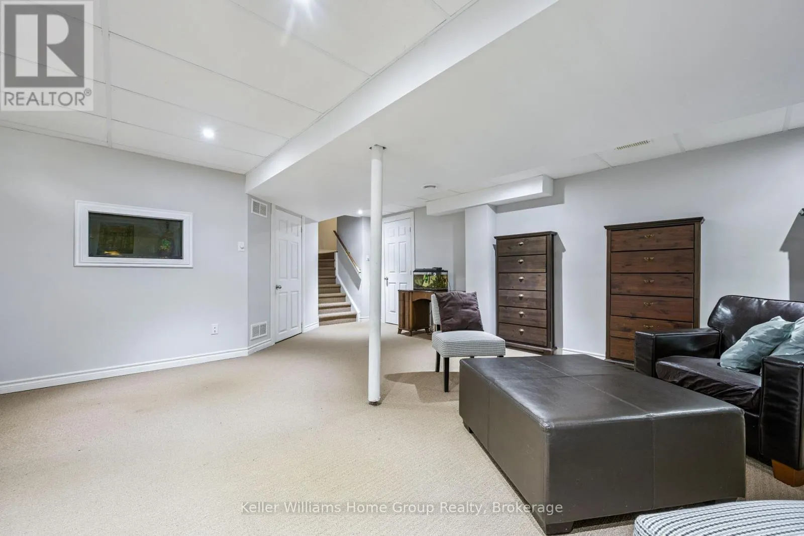 17 FLORETTE PLACE
