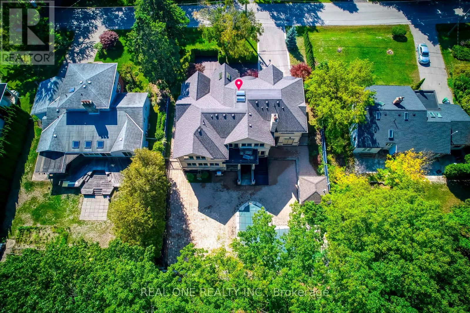 767 PARKLAND AVENUE