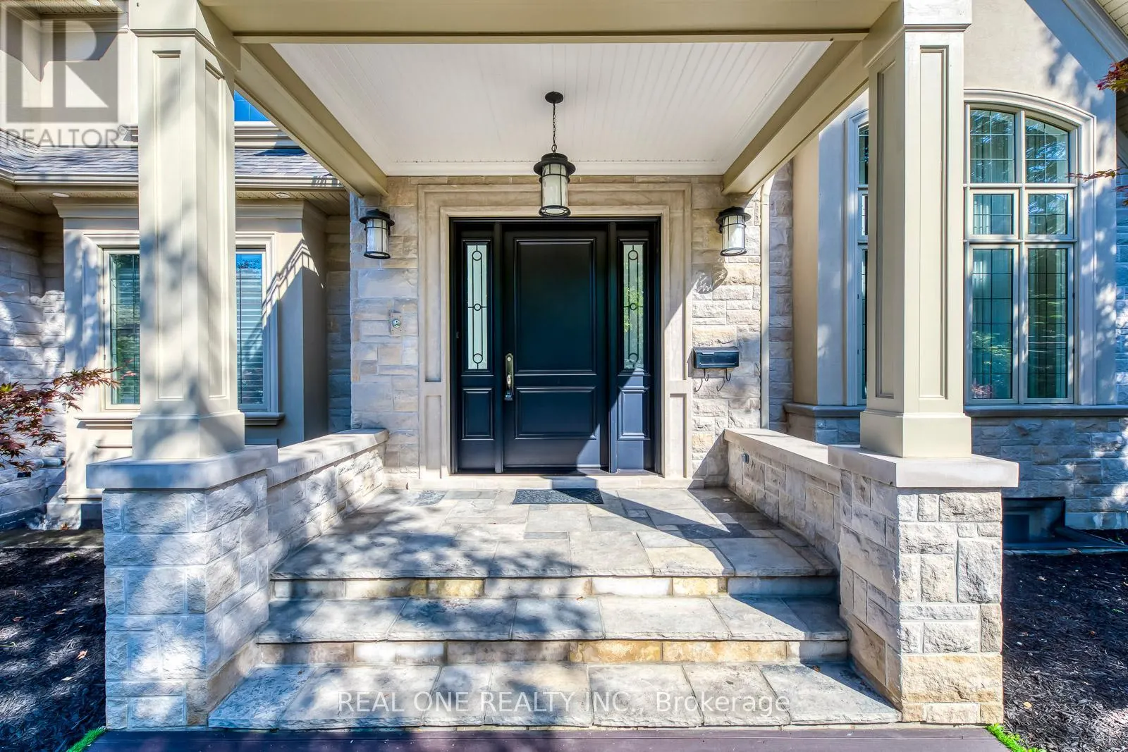 767 PARKLAND AVENUE