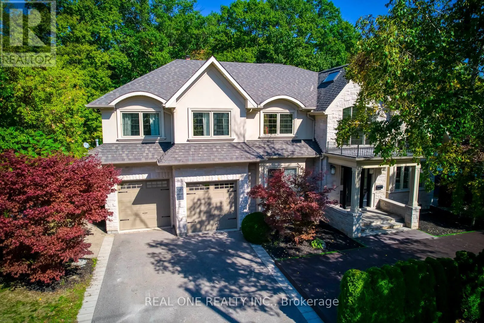 767 PARKLAND AVENUE