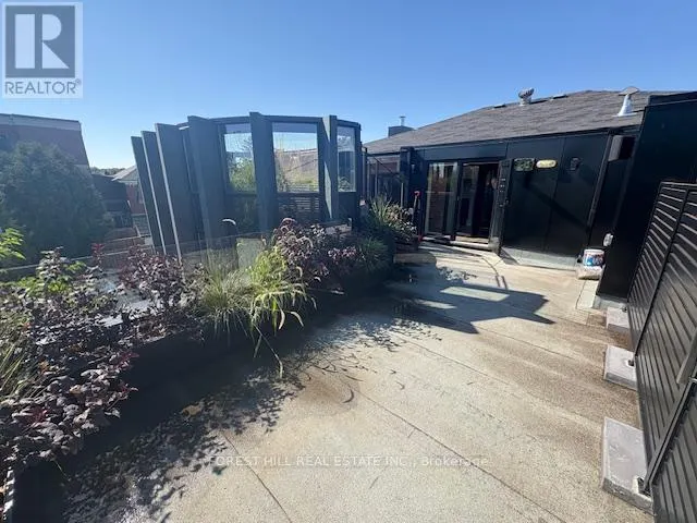 2ND FLOOR - 13 THOMAS STREET