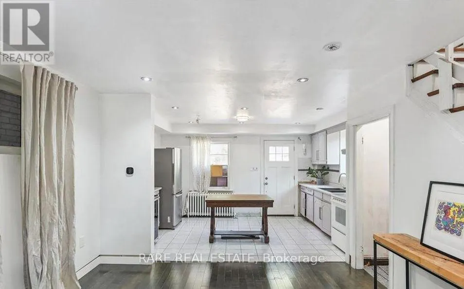73 YARROW ROAD