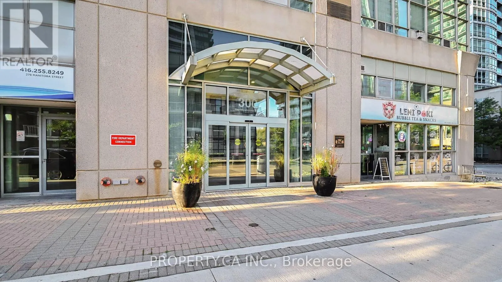 316 - 300 MANITOBA STREET