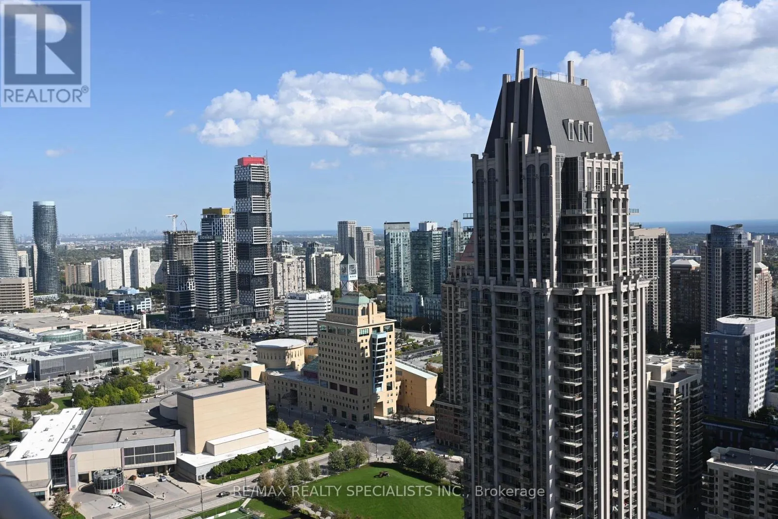 3504 - 430 SQUARE ONE DRIVE