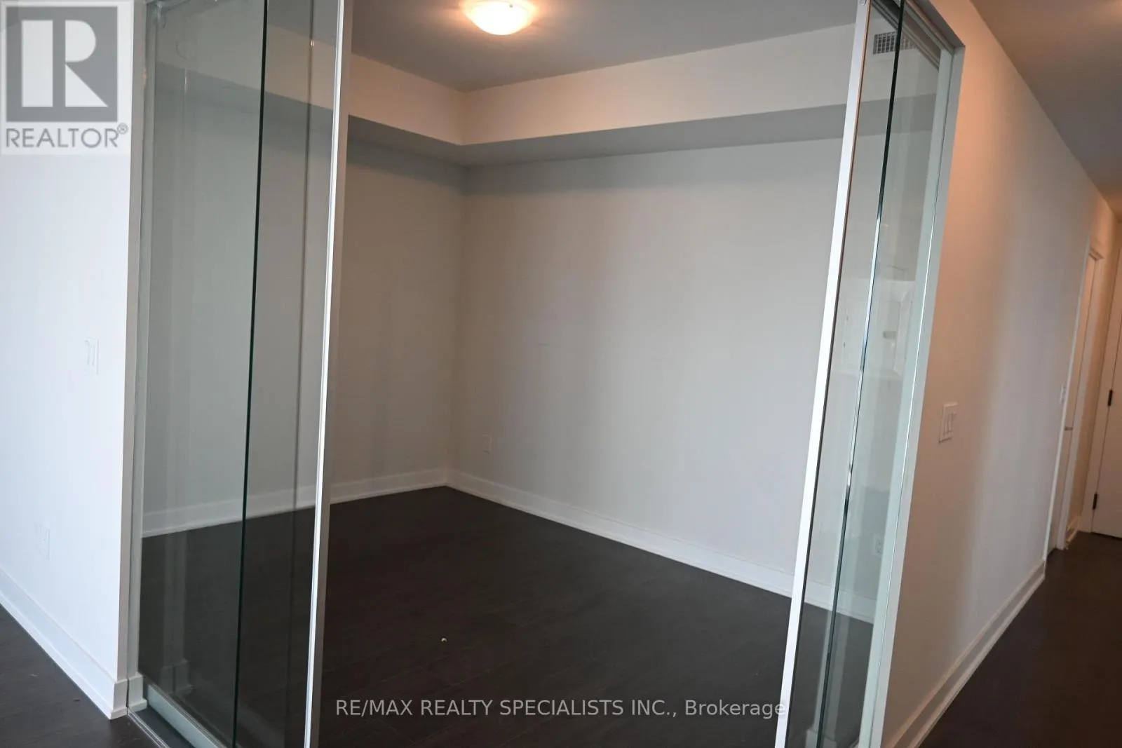 3504 - 430 SQUARE ONE DRIVE