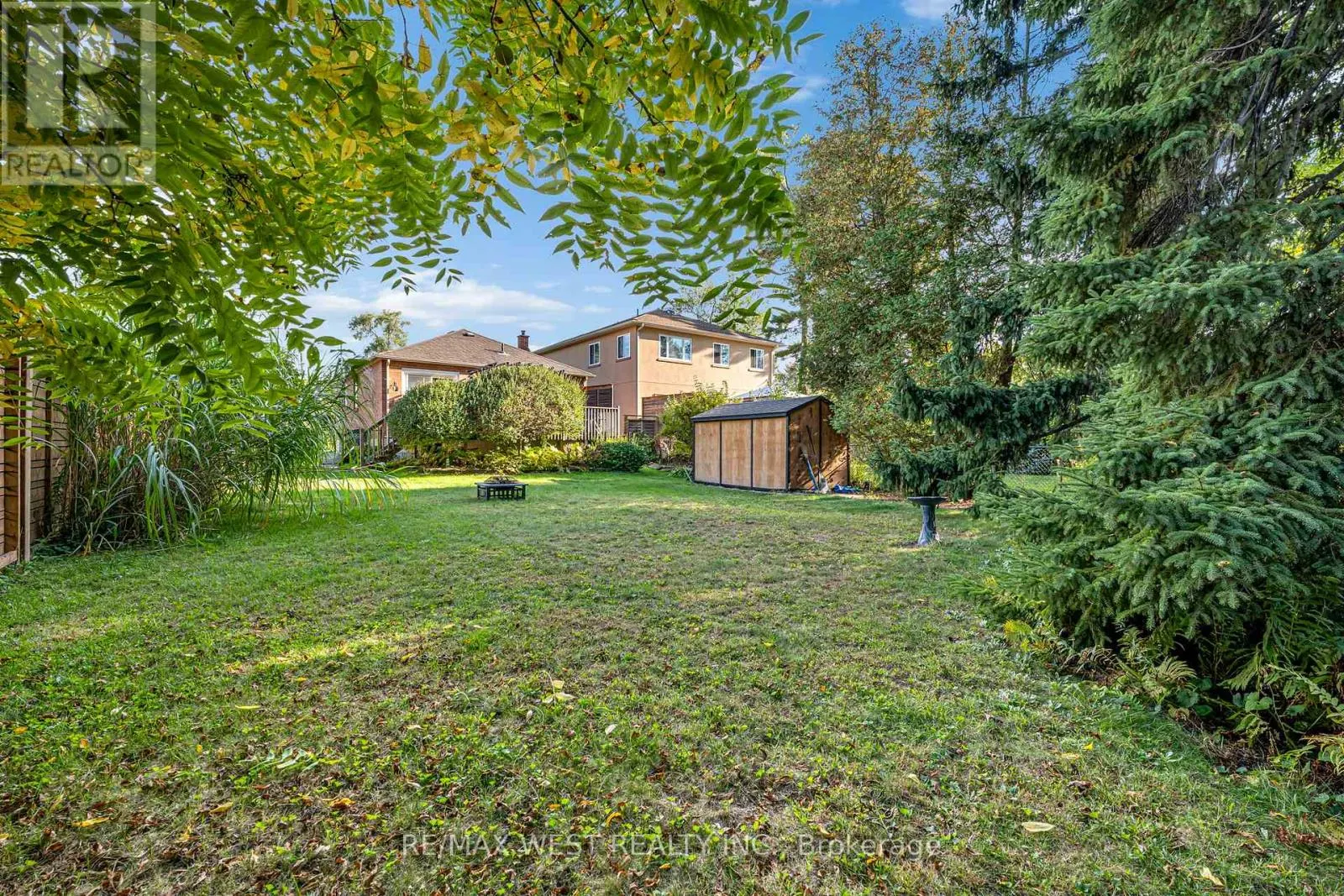 577 DRYMEN CRESCENT