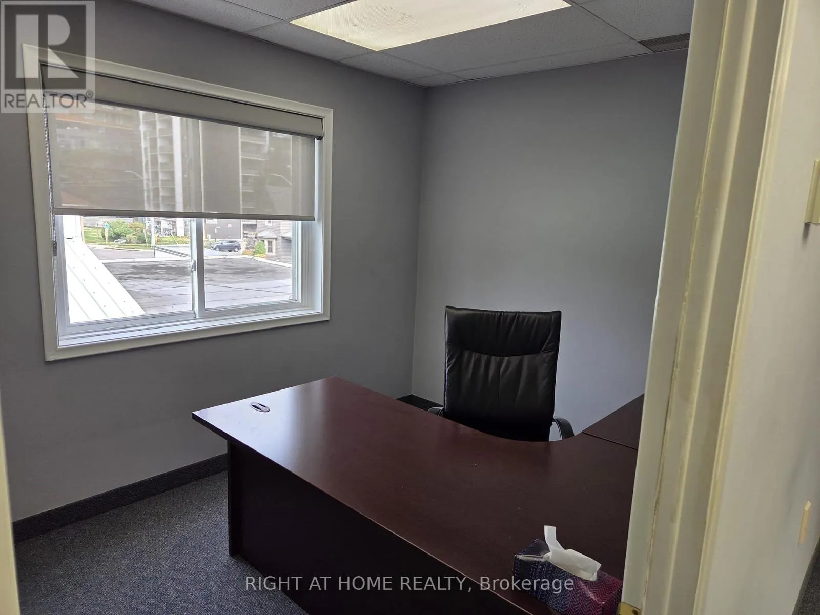 401 - 8 STAVEBANK ROAD N