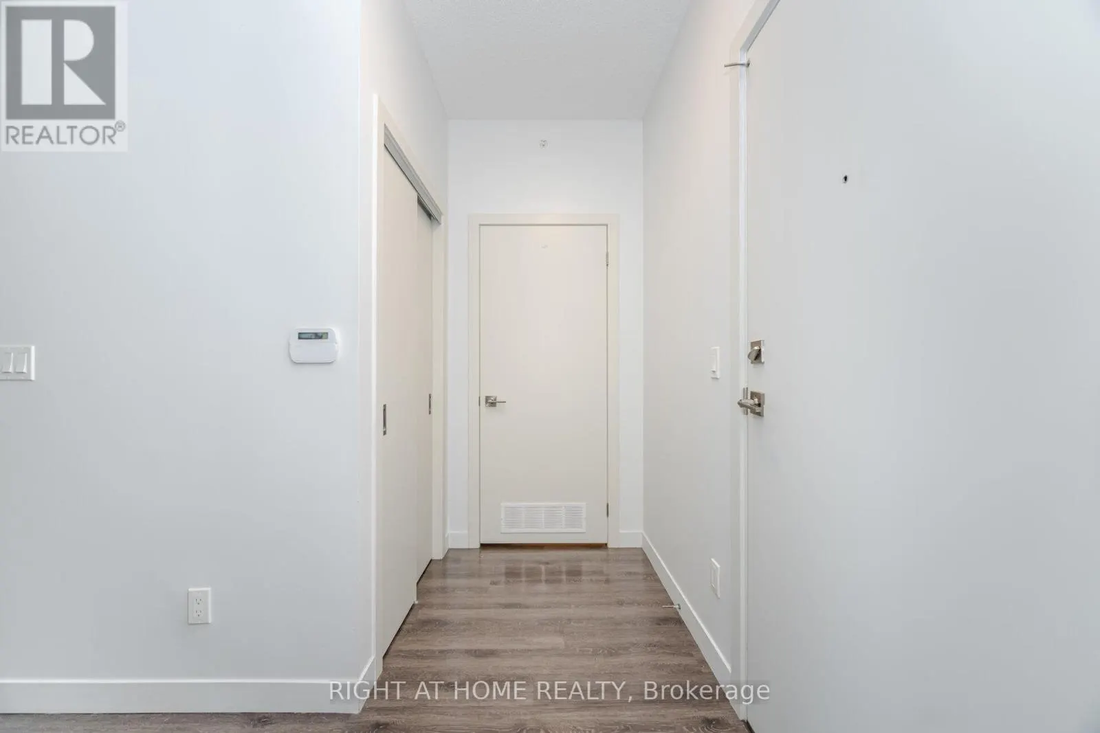 1003 - 2093 FAIRVIEW STREET