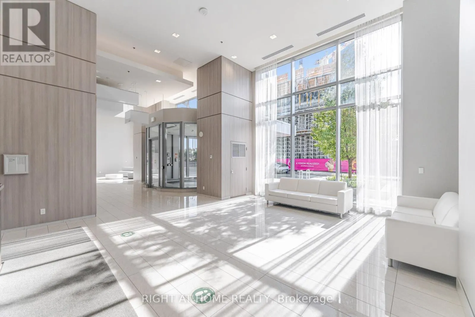 1003 - 2093 FAIRVIEW STREET