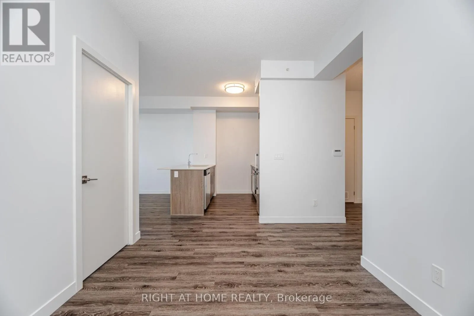 1003 - 2093 FAIRVIEW STREET
