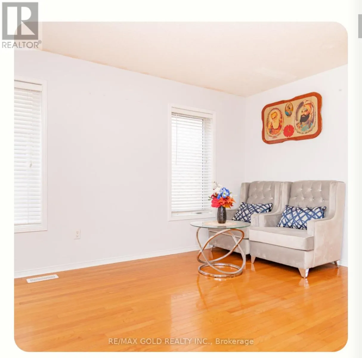 (MAIN & 2ND FLOOR) - 95 CRYSTALVIEW CRESCENT