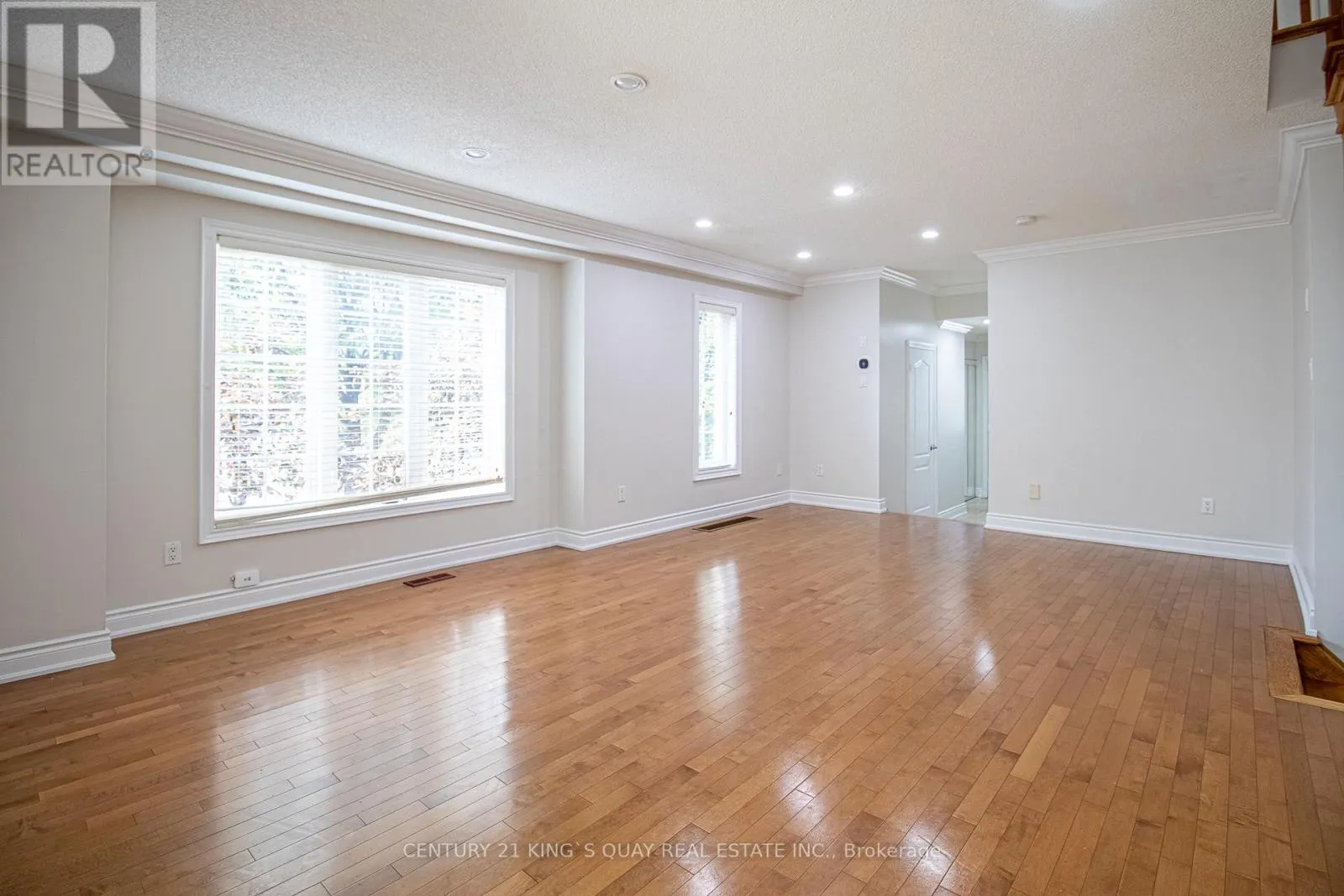 1100 HOUSTON DRIVE
