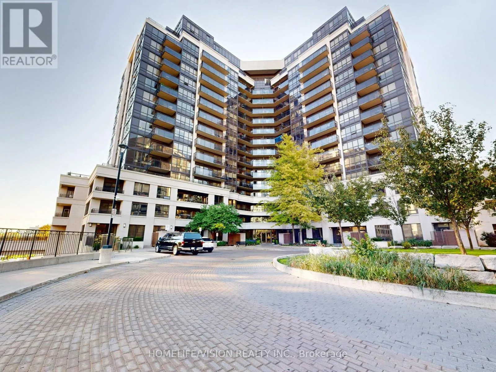 1504 - 1060 SHEPPARD AVENUE W