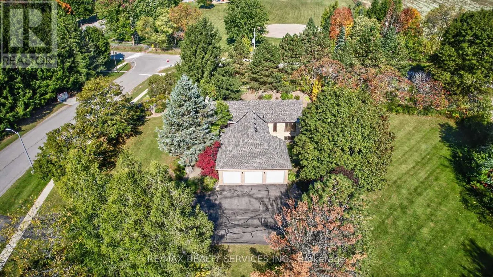 43 MCCORT DRIVE