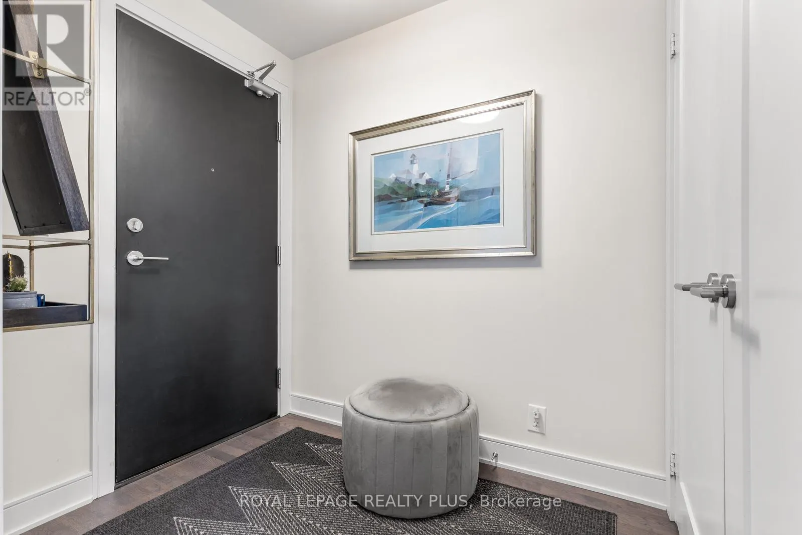 327 - 1575 LAKESHORE ROAD W