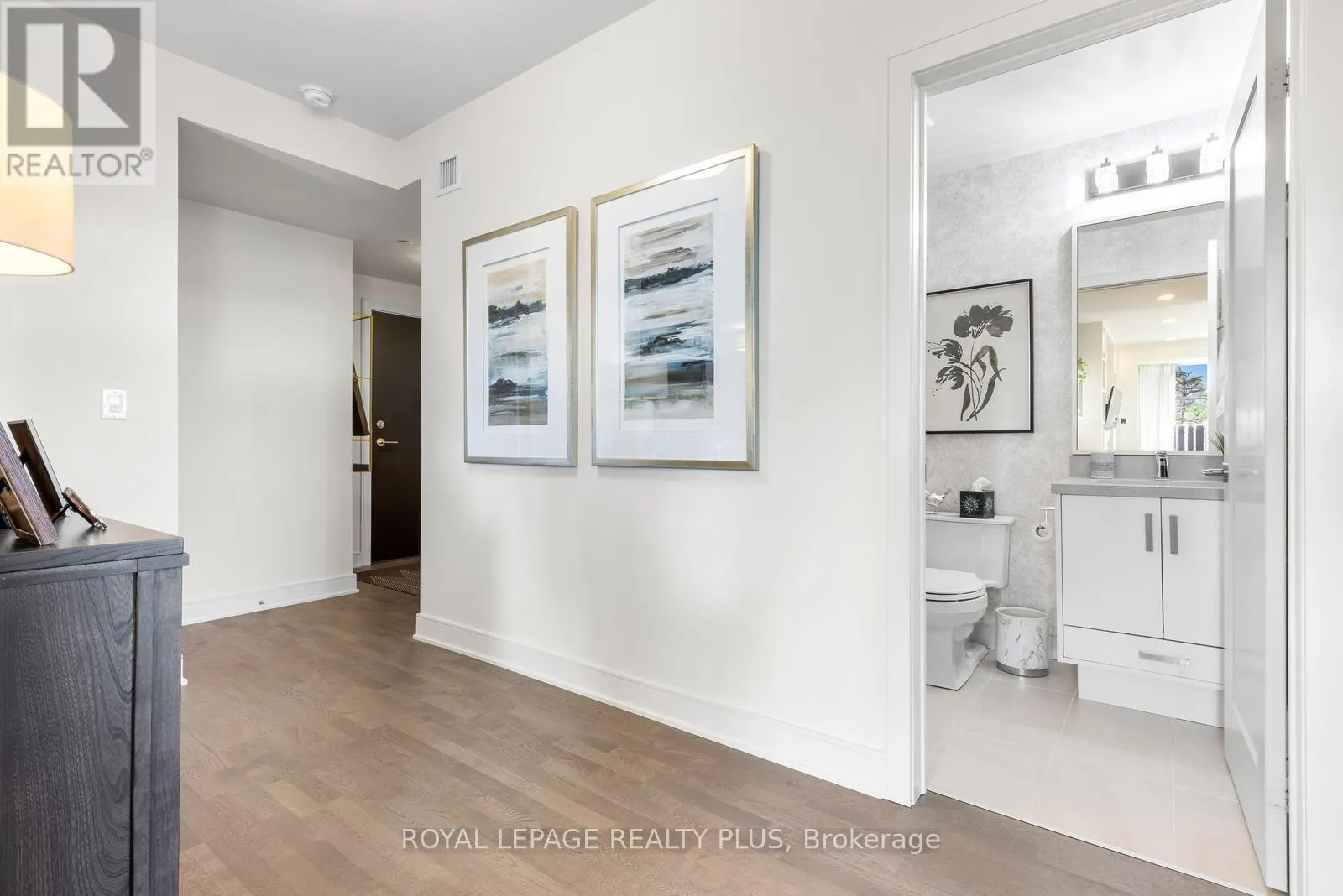 327 - 1575 LAKESHORE ROAD W