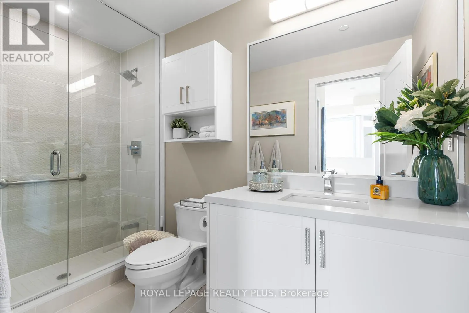327 - 1575 LAKESHORE ROAD W