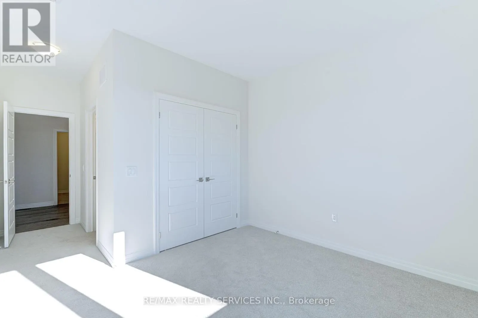 34 DONNYBROOK COURT