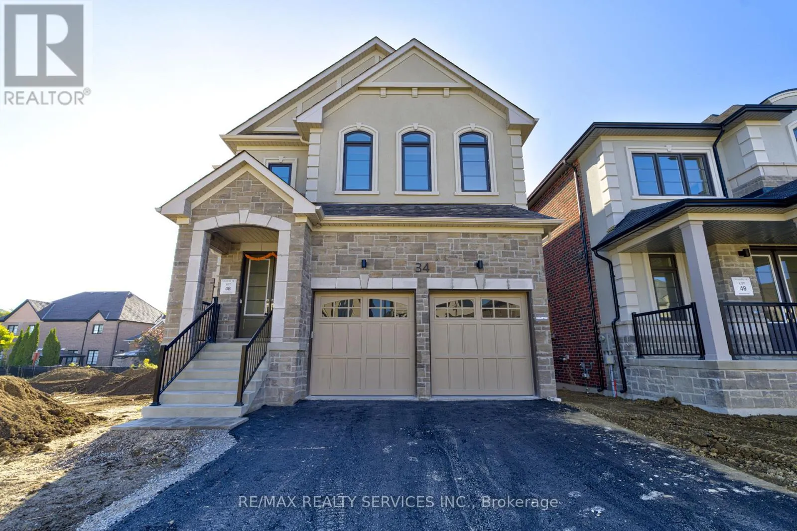 34 DONNYBROOK COURT