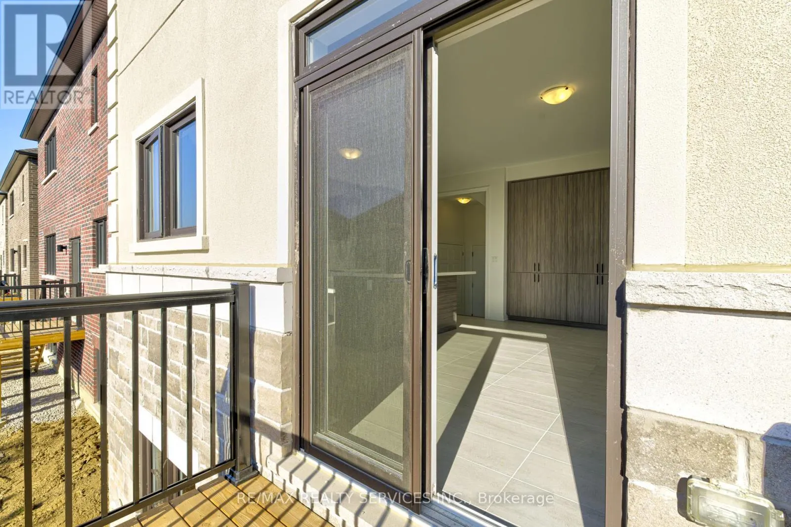34 DONNYBROOK COURT