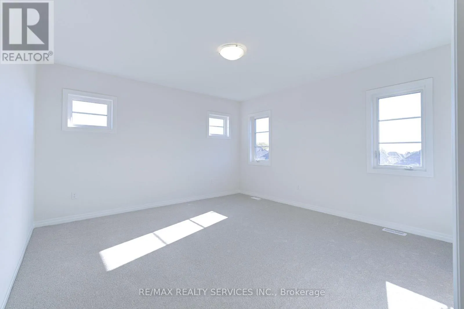 34 DONNYBROOK COURT