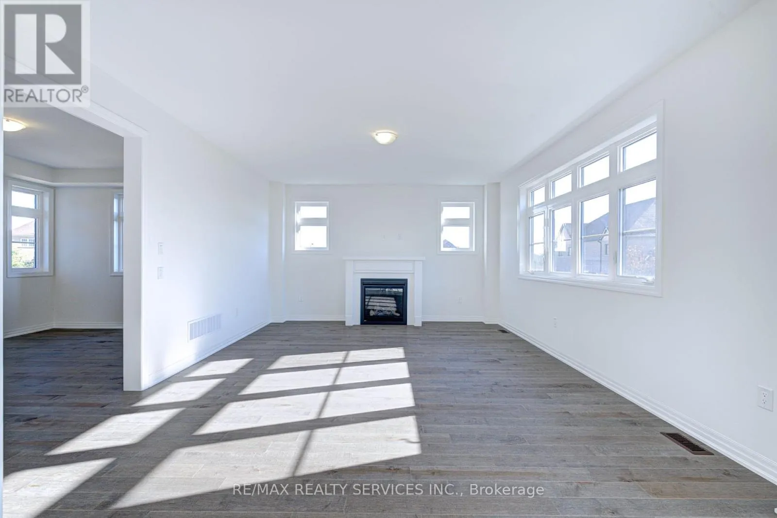 34 DONNYBROOK COURT