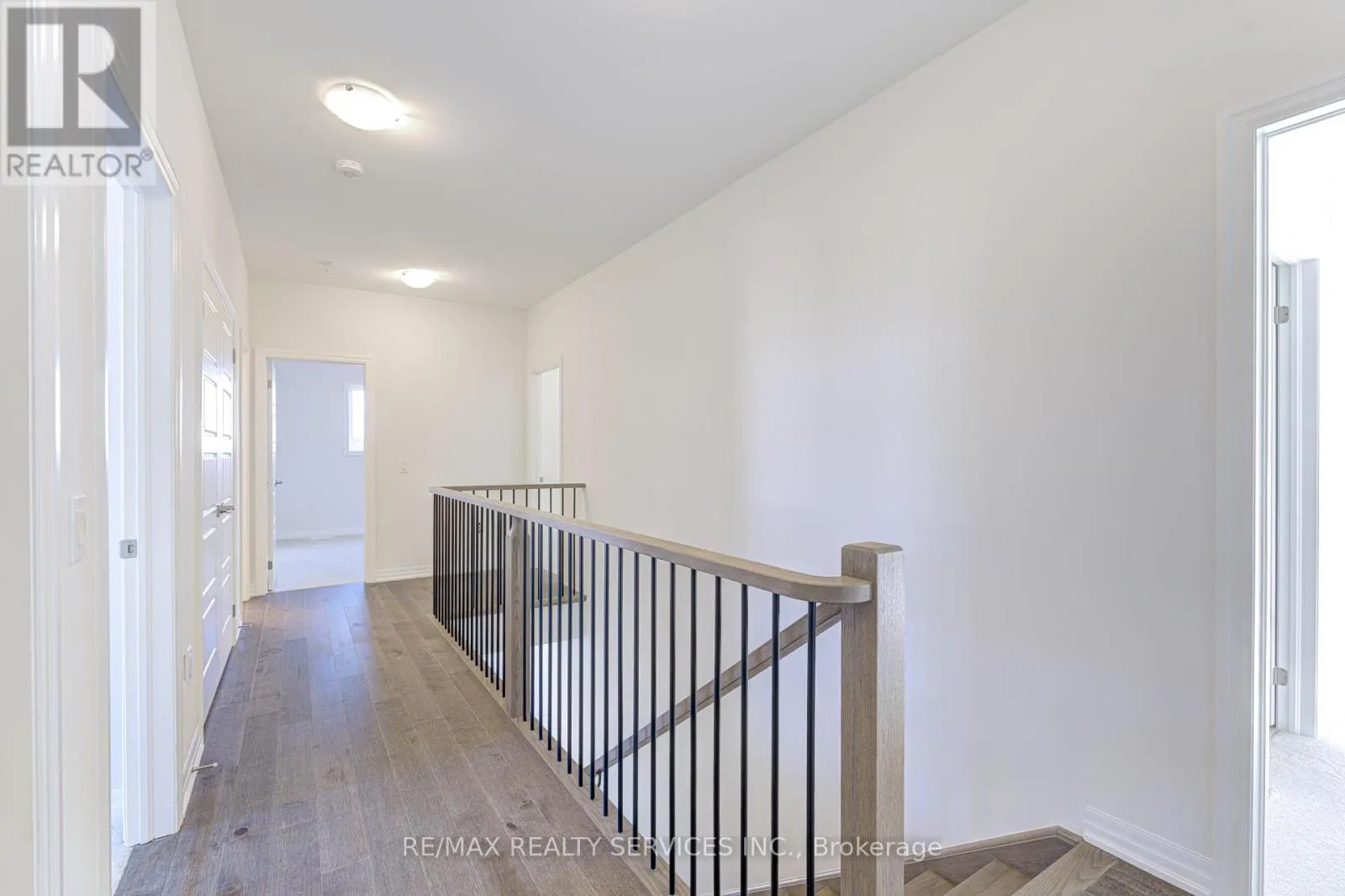 34 DONNYBROOK COURT