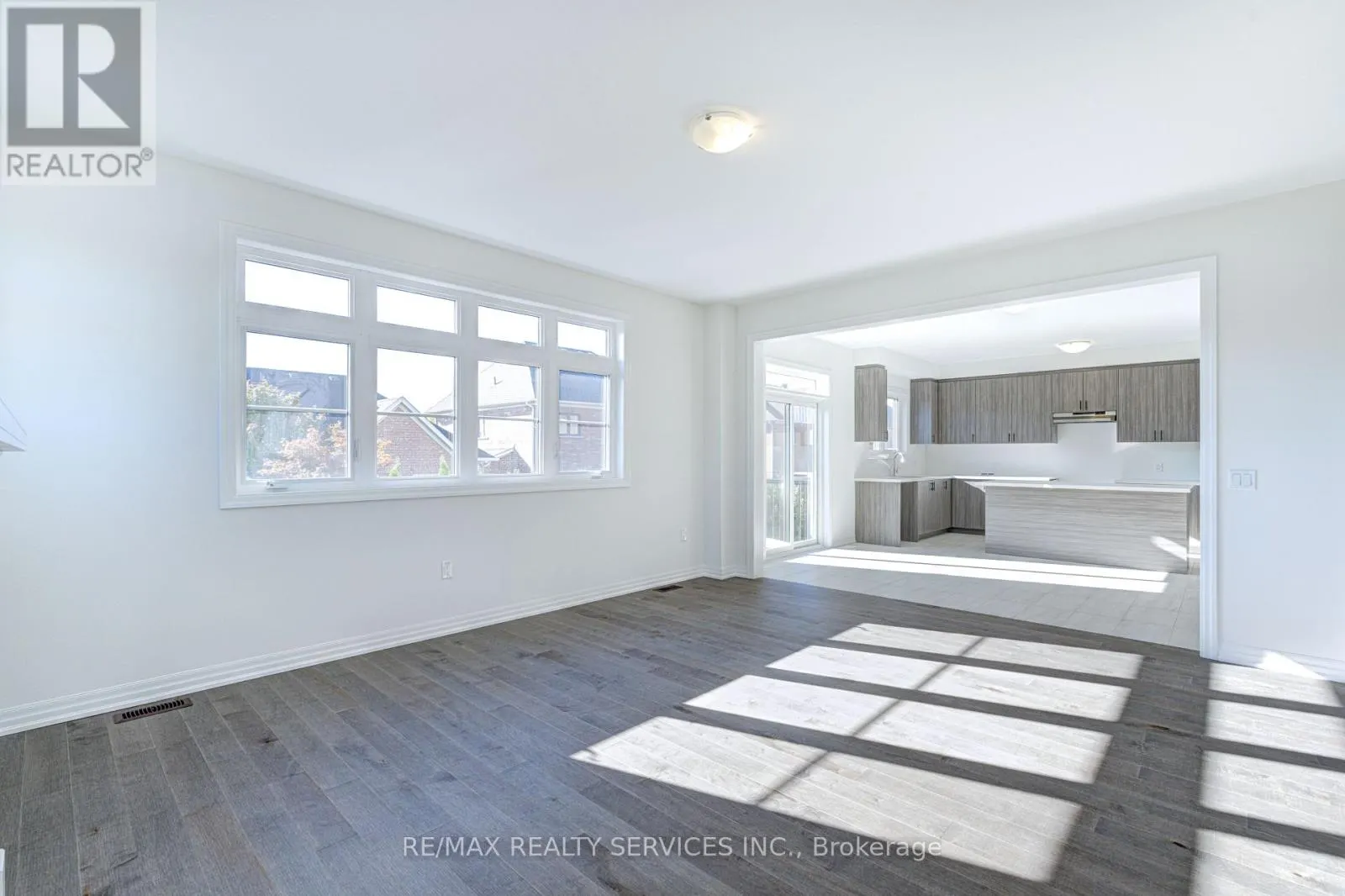 34 DONNYBROOK COURT