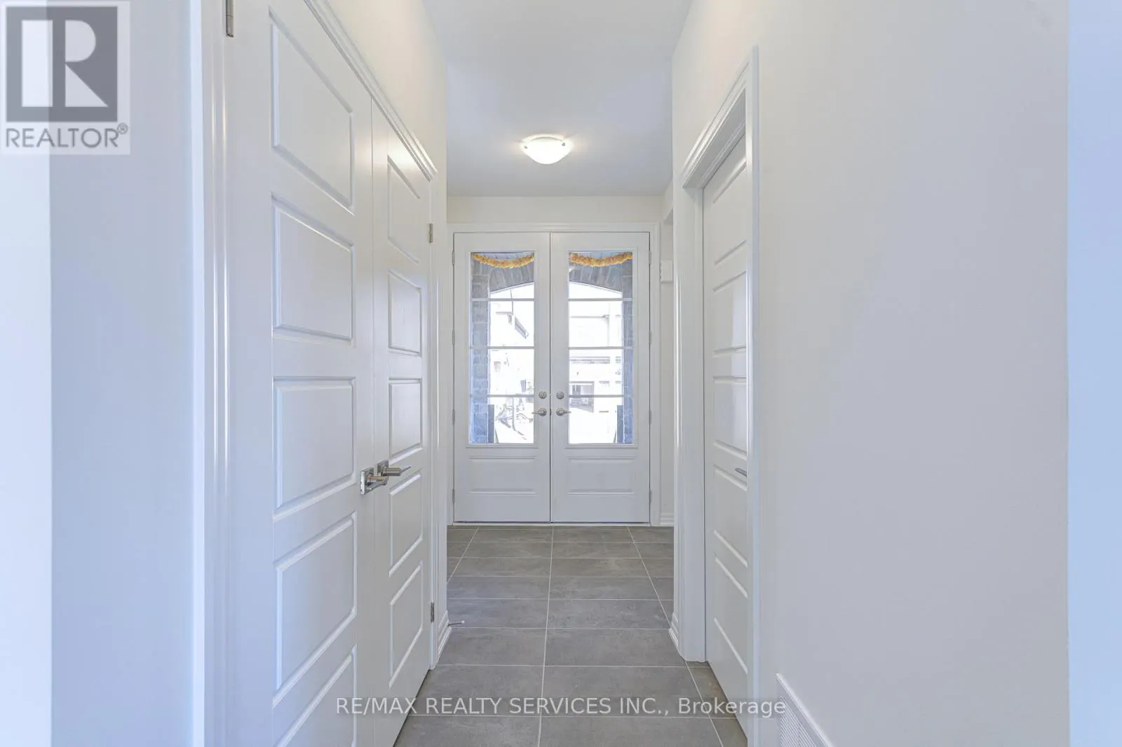 34 DONNYBROOK COURT
