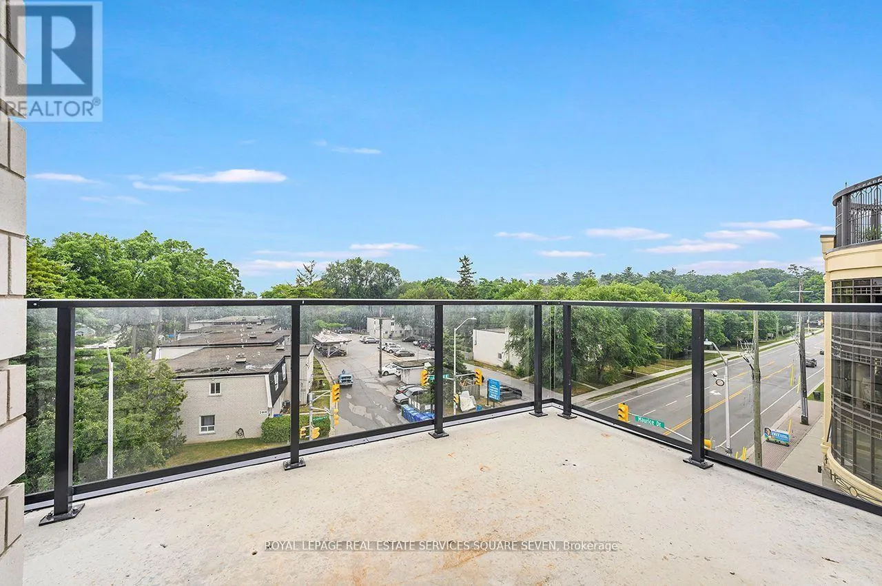 412 - 123 MAURICE DRIVE