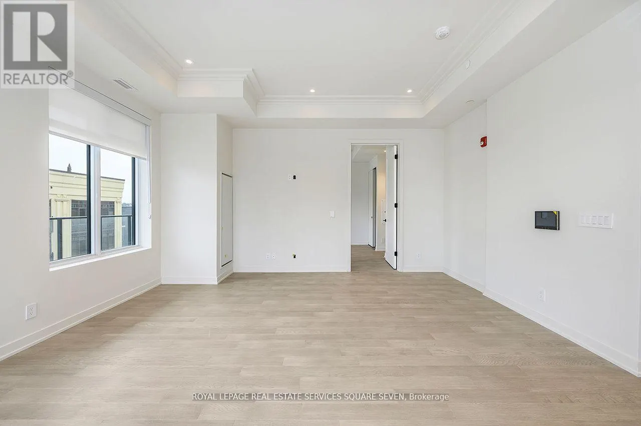 412 - 123 MAURICE DRIVE