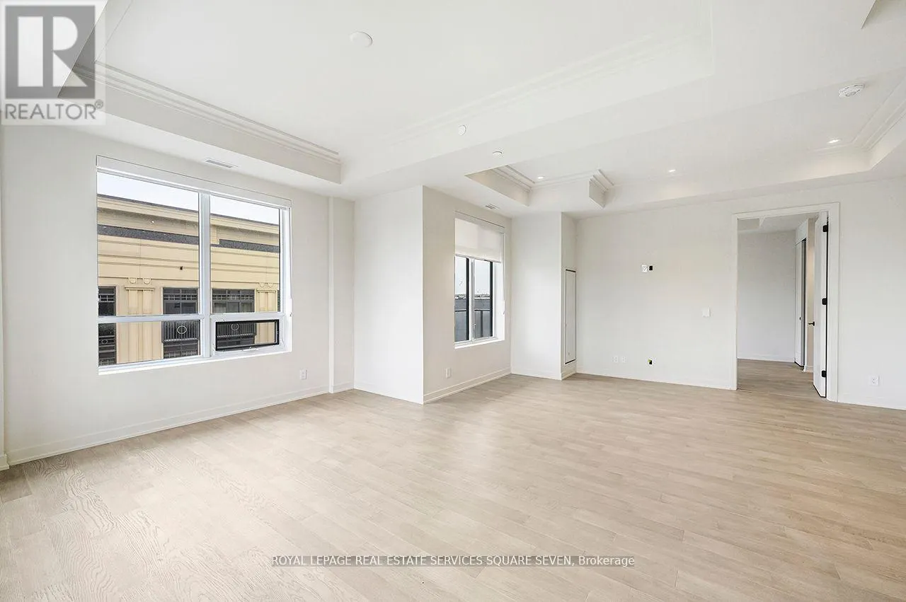 412 - 123 MAURICE DRIVE
