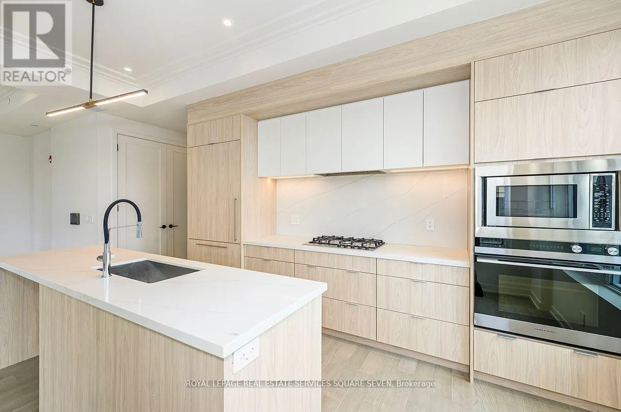 412 - 123 MAURICE DRIVE