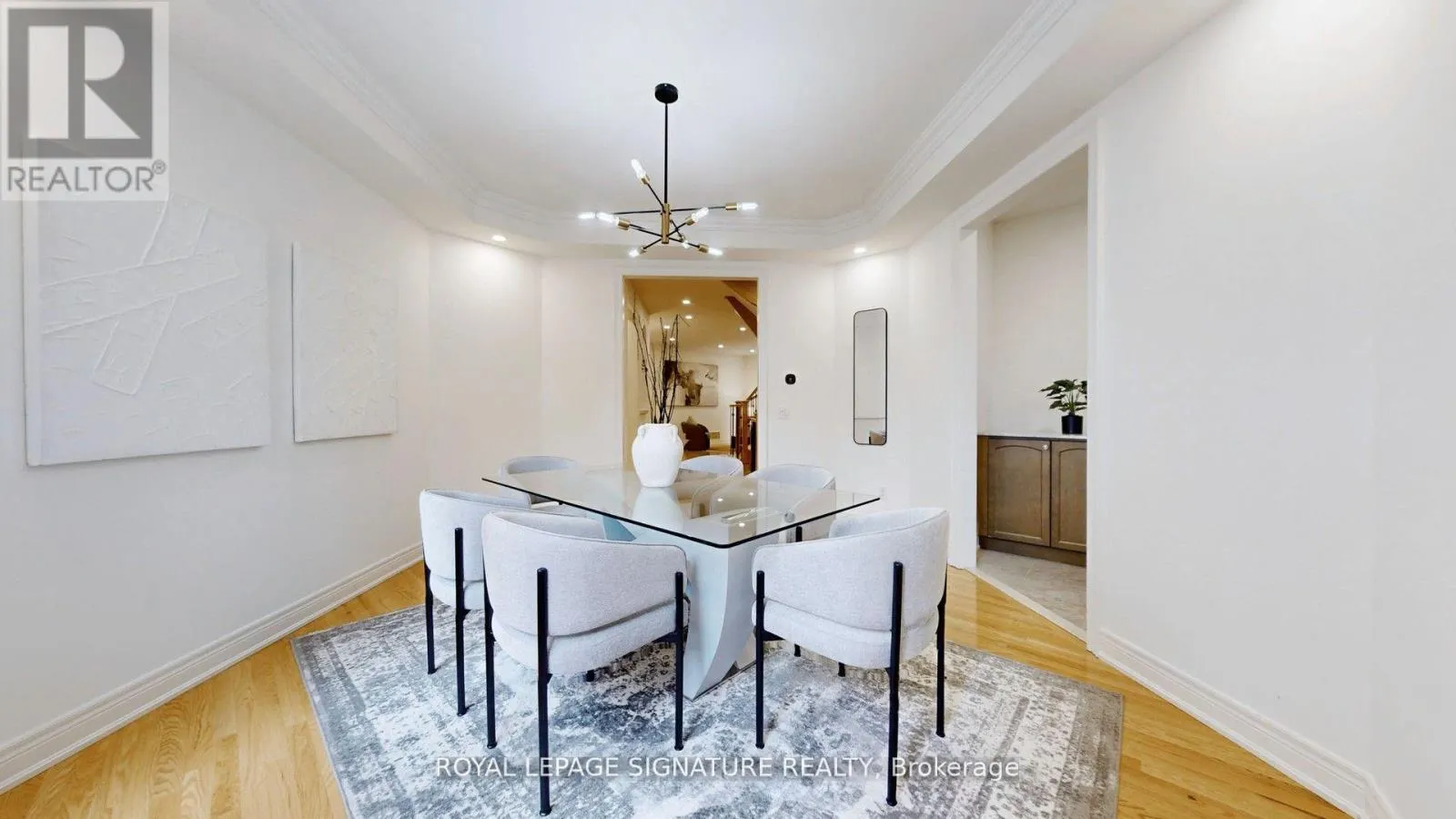 2238 LYNDHURST DRIVE