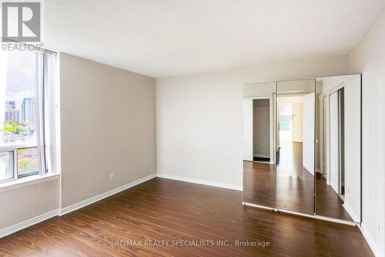 # 1211 - 135 HILLCREST AVENUE