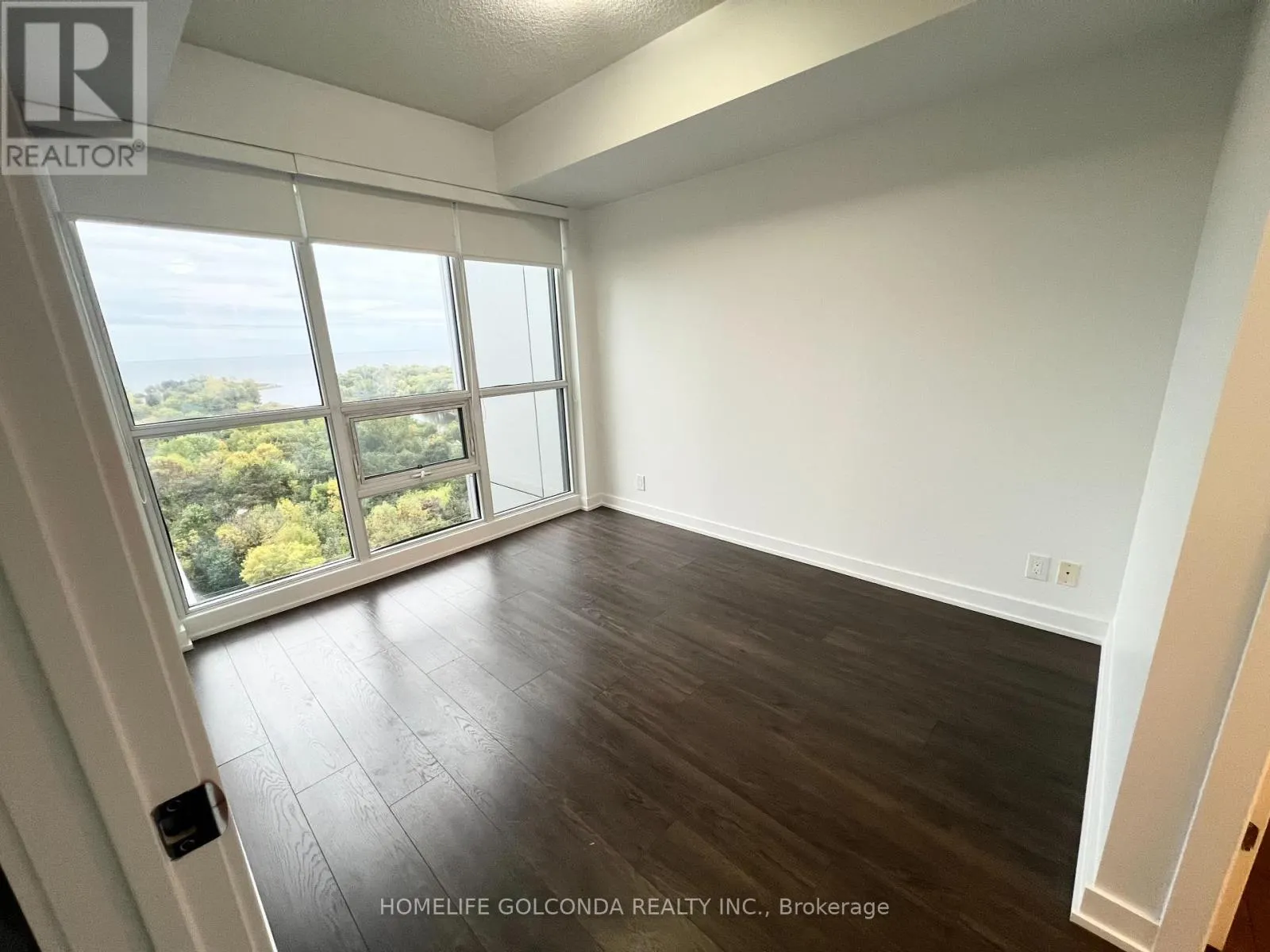 1110 - 2200 LAKE SHORE BOULEVARD W