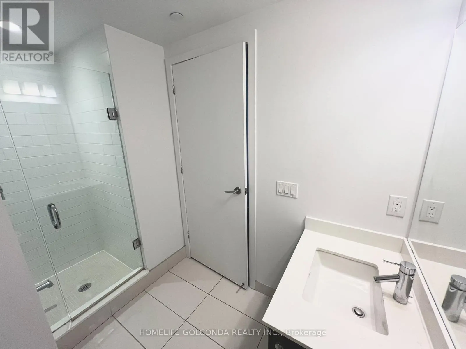 1110 - 2200 LAKE SHORE BOULEVARD W