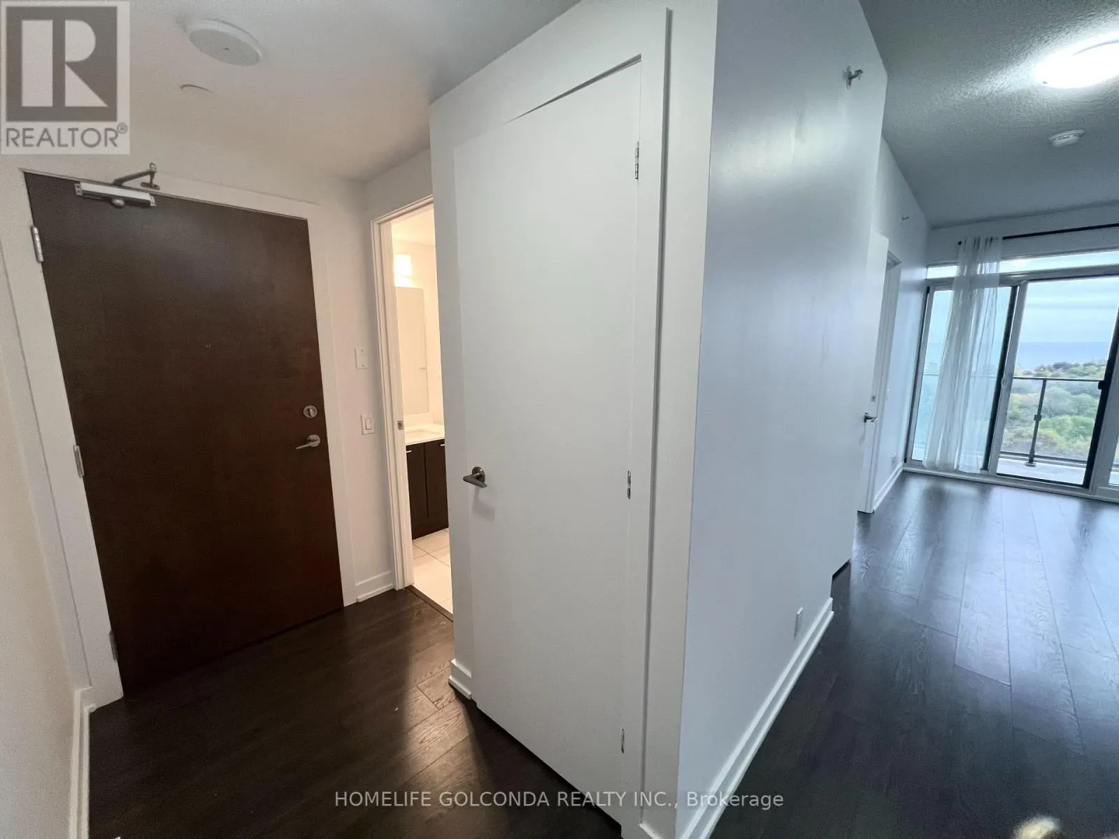 1110 - 2200 LAKE SHORE BOULEVARD W