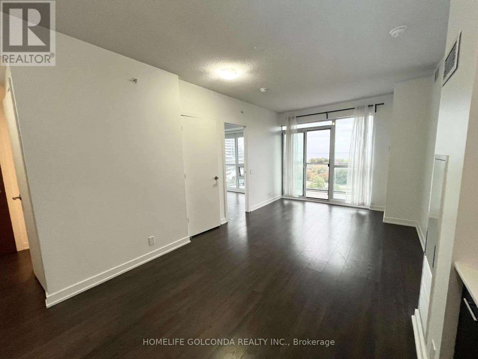 1110 - 2200 LAKE SHORE BOULEVARD W