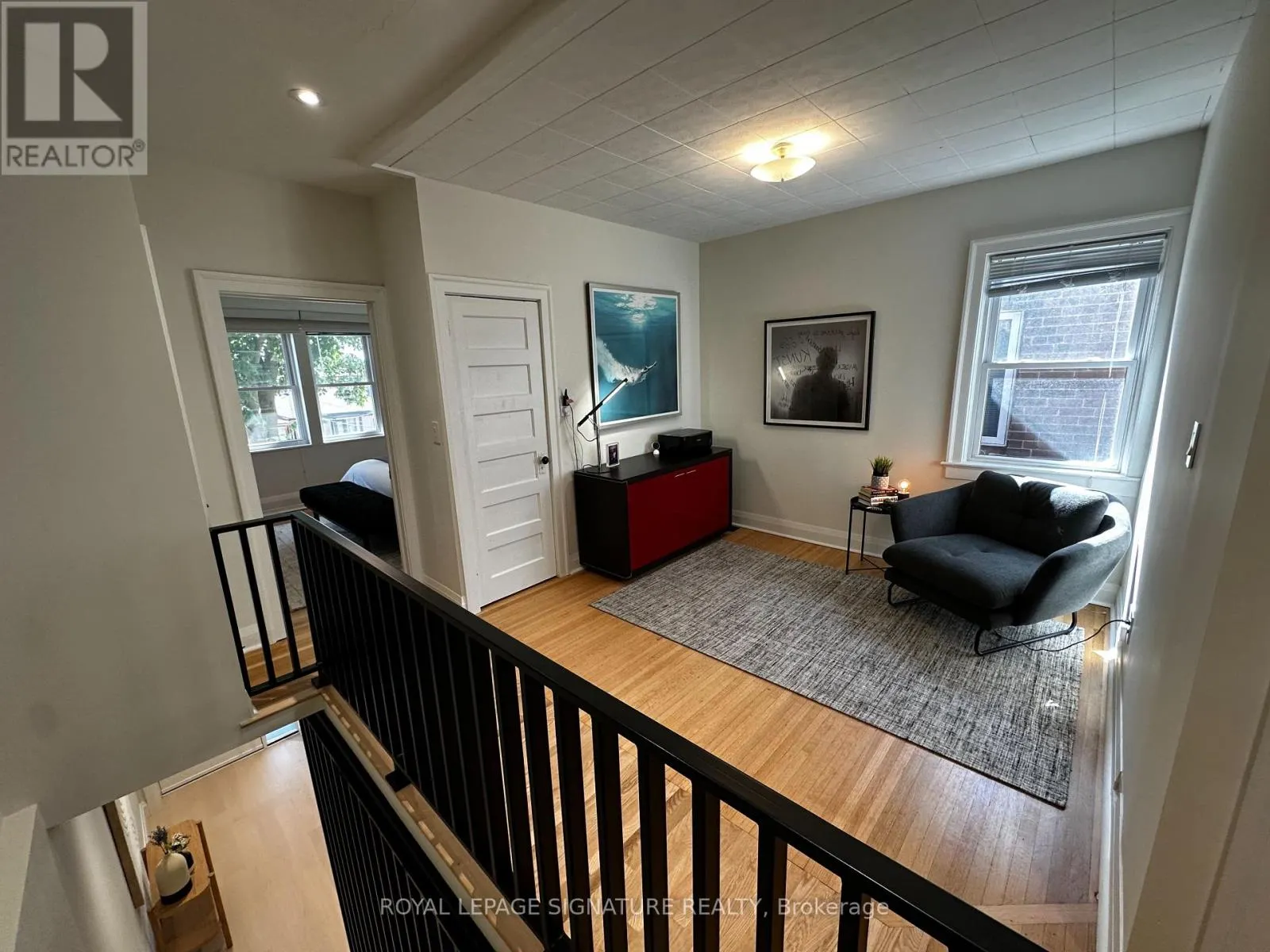 UPPER - 198 EARLSCOURT AVENUE